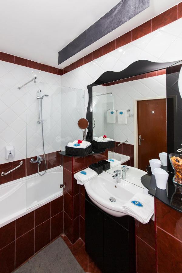 Duna Relax Hotel Рацкеве Экстерьер фото
